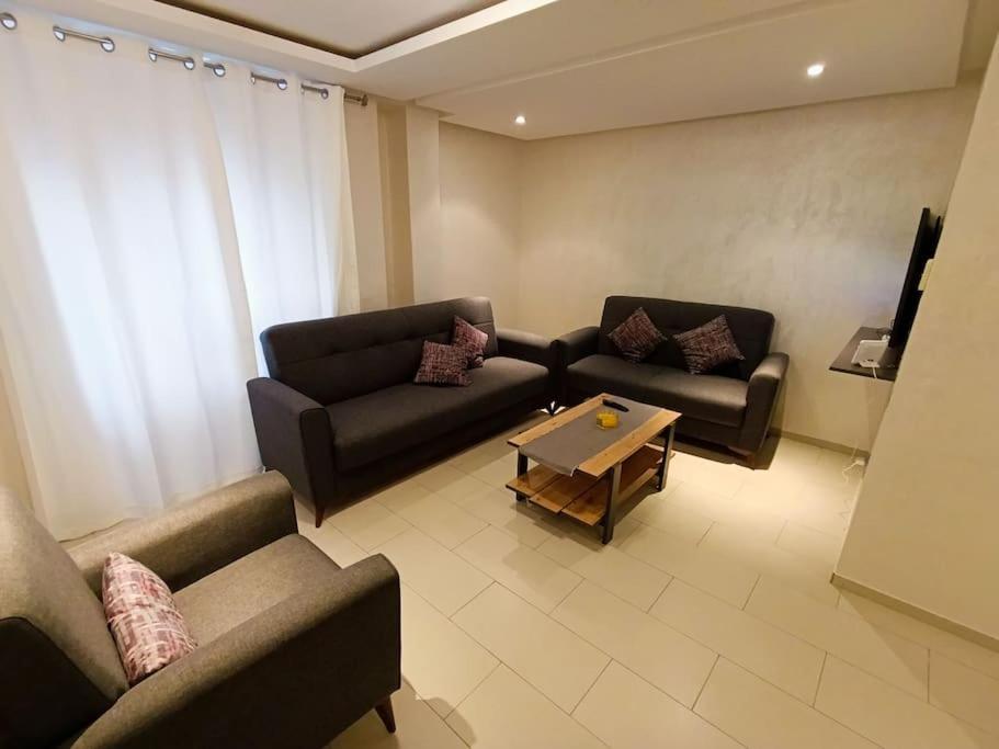 Stylish In Finance Casablanca